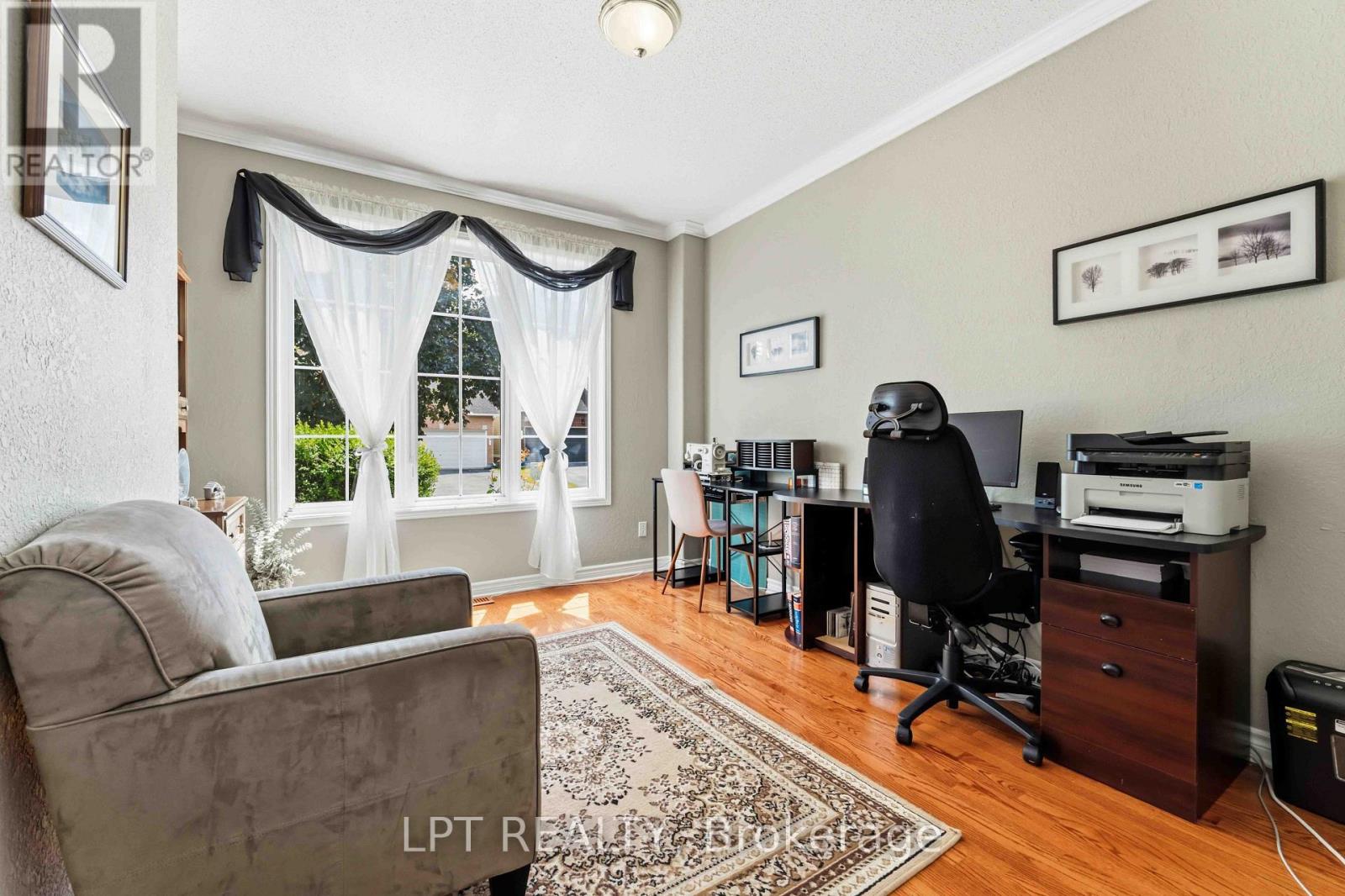 38 CROSSPOINTE AVENUE - Image 16