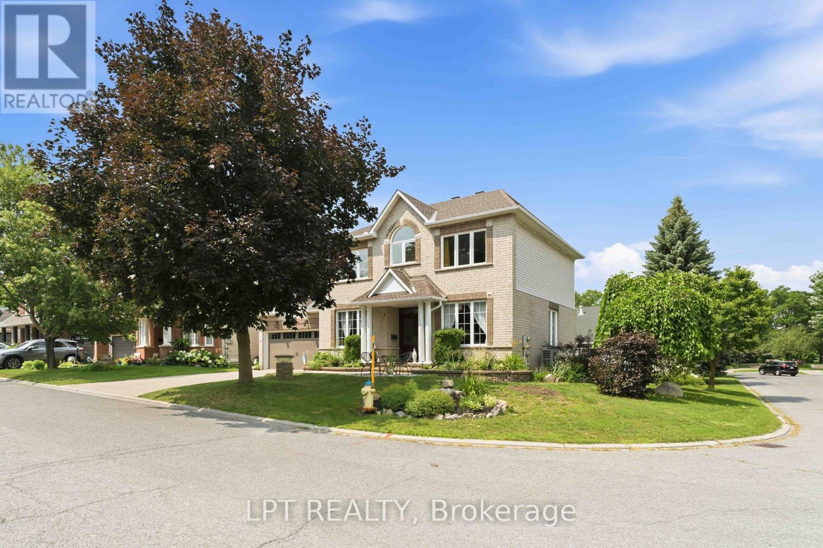 38 CROSSPOINTE AVENUE - 3