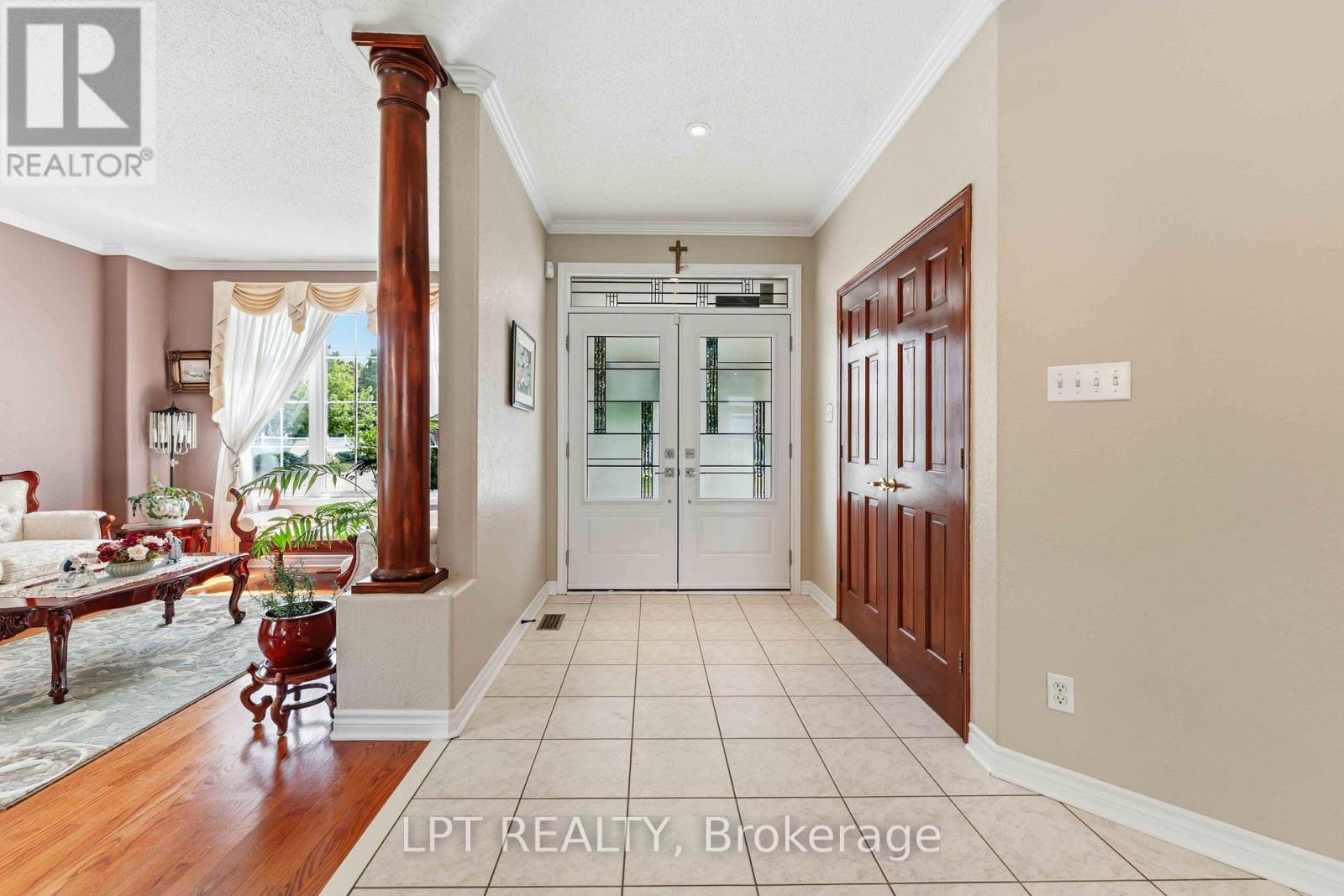 38 CROSSPOINTE AVENUE - 4