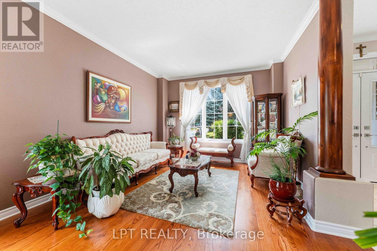 38 CROSSPOINTE AVENUE - 5
