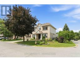 38 CROSSPOINTE AVENUE — photo 3