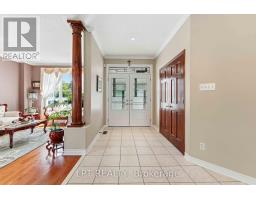 38 CROSSPOINTE AVENUE — photo 4