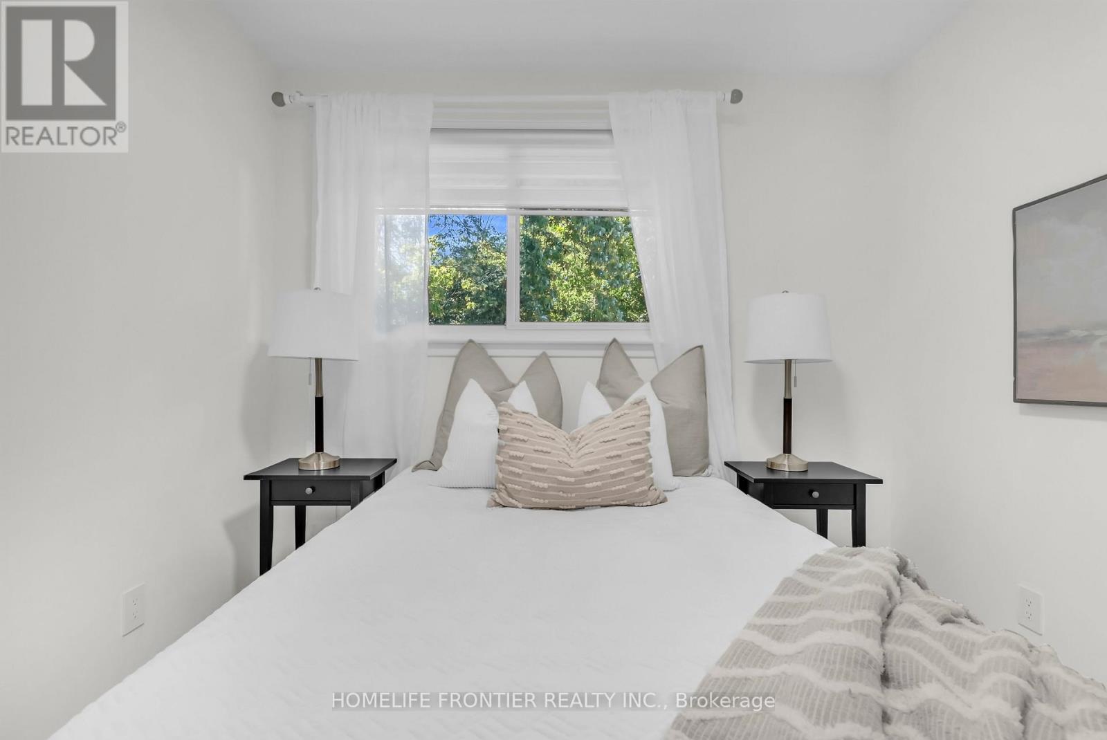 61 SUNDIAL CRESCENT - Image 30