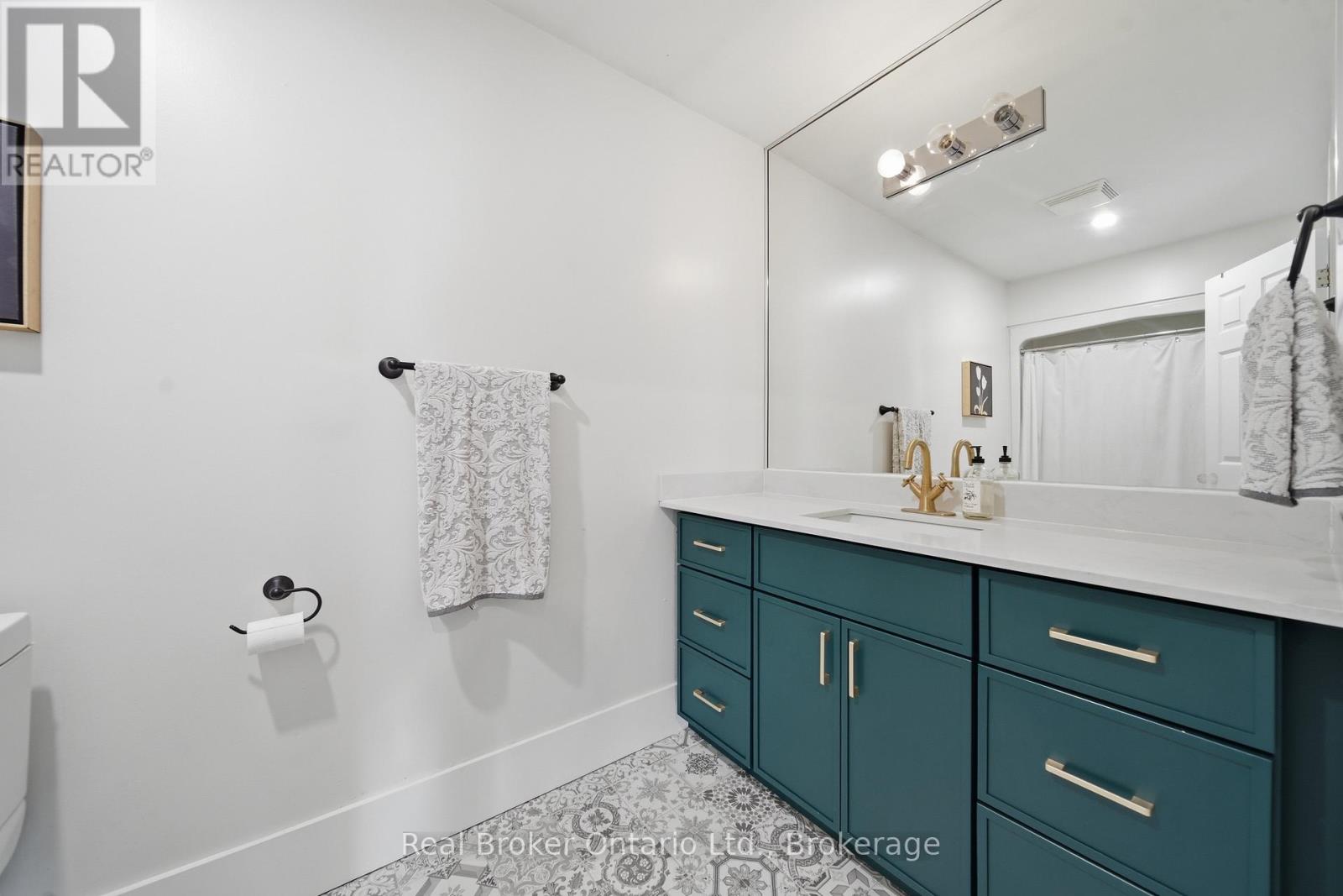 280 FARLEY DRIVE - Image 24