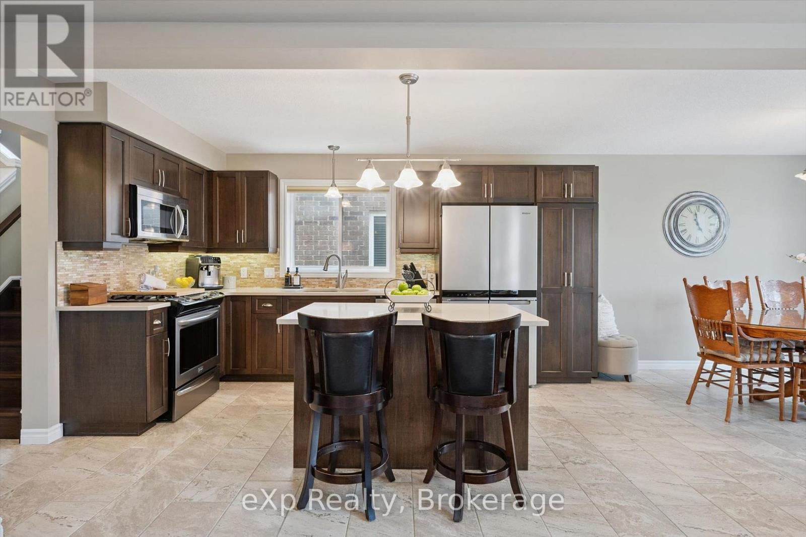 43 GOLDENVIEW DRIVE - Image 11