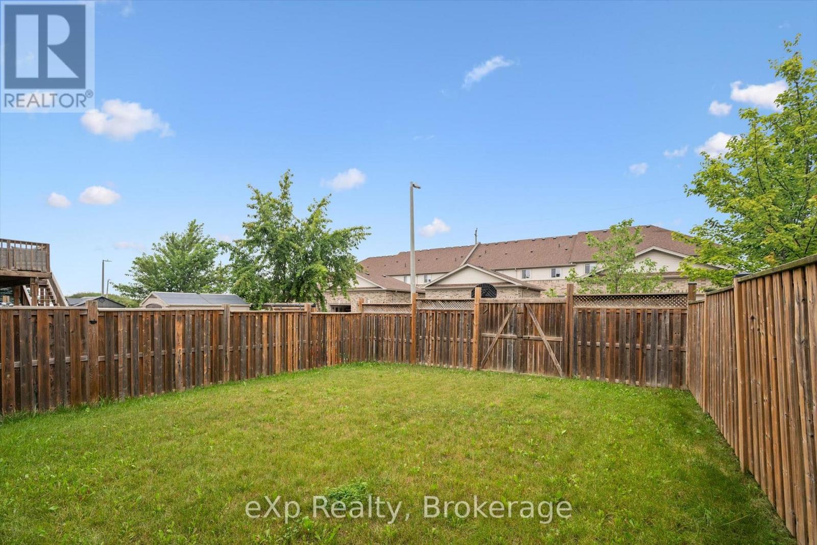 43 GOLDENVIEW DRIVE - 36