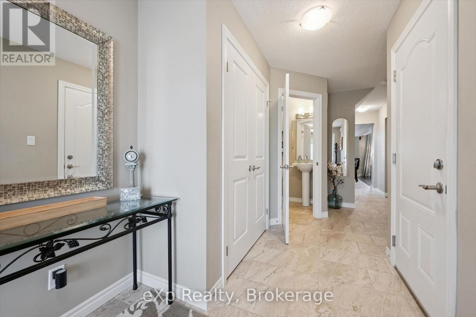 43 GOLDENVIEW DRIVE - Image 5