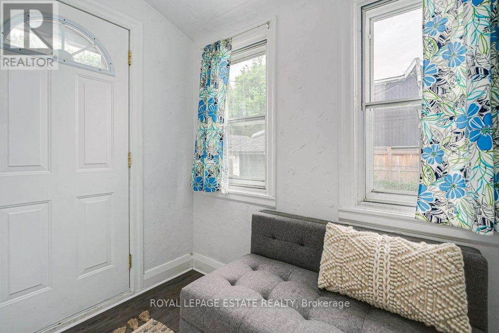 212 LAWLOR AVENUE - 19