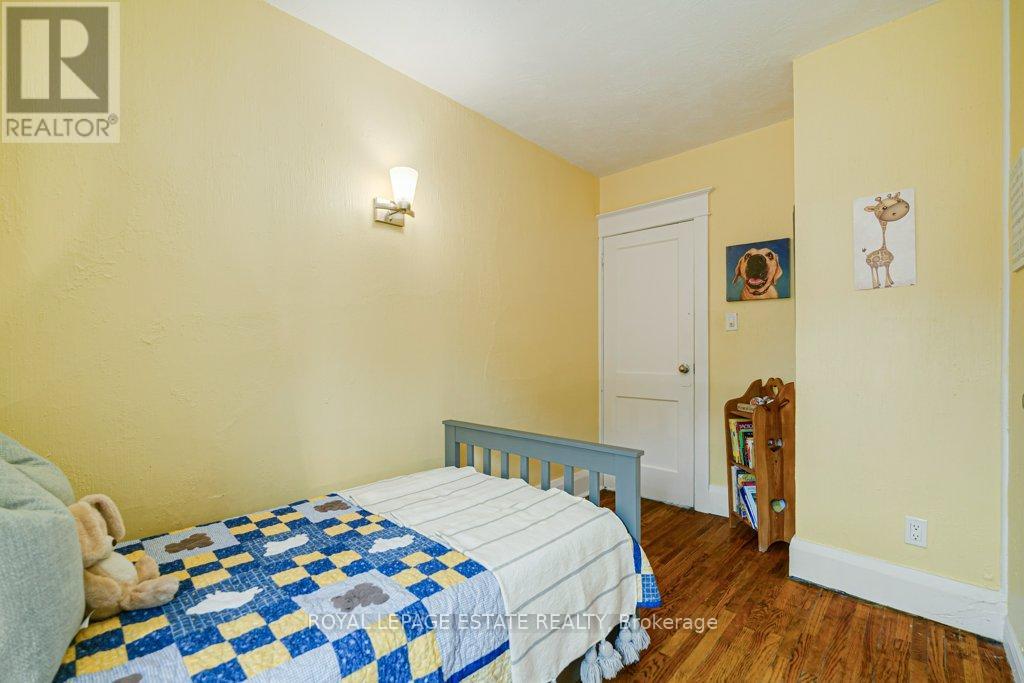212 LAWLOR AVENUE - 34