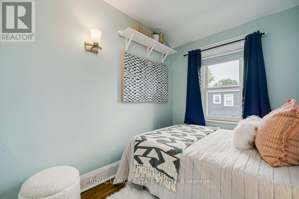 212 LAWLOR AVENUE - 37
