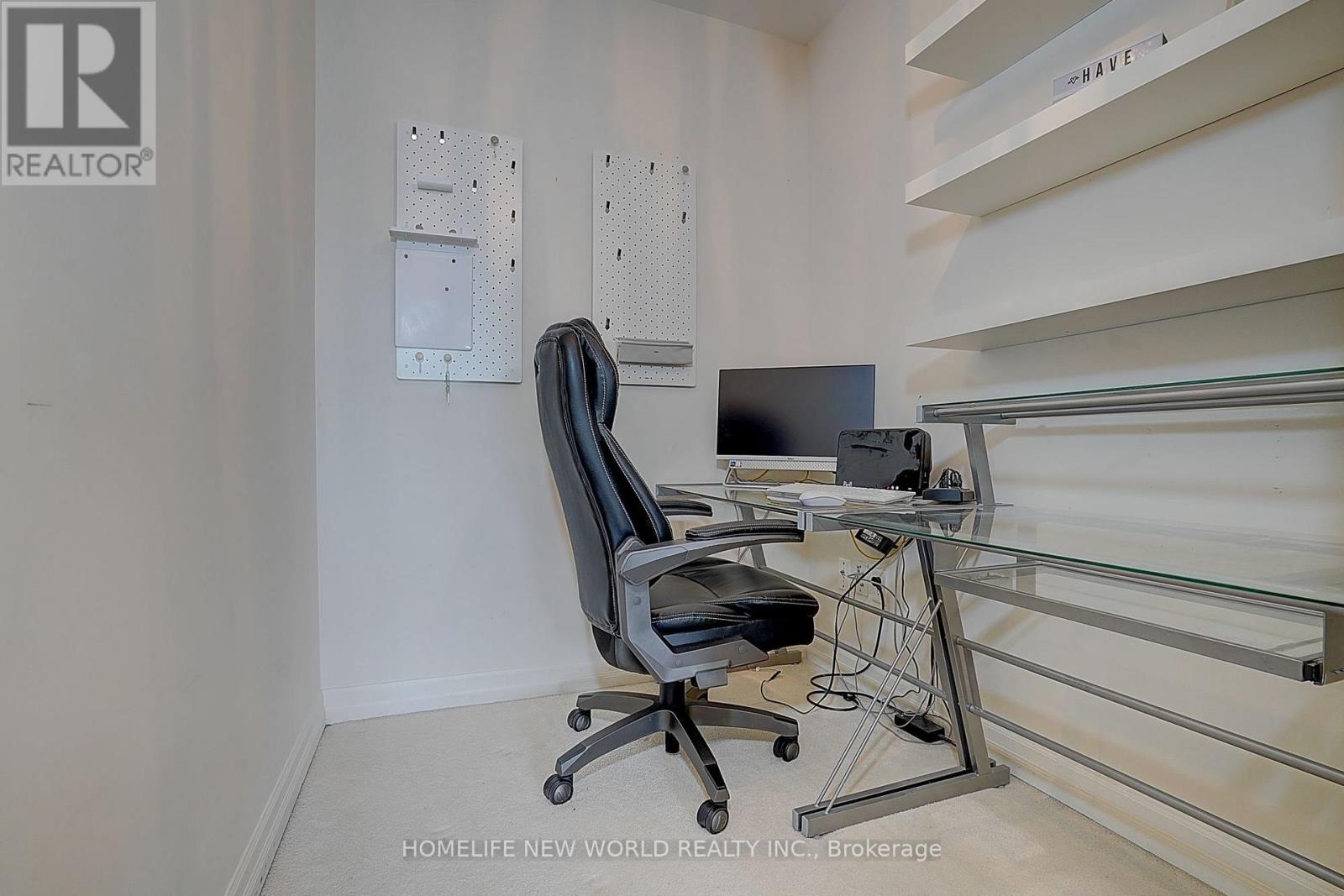 160 KEN LAUSHWAY AVENUE - Image 32