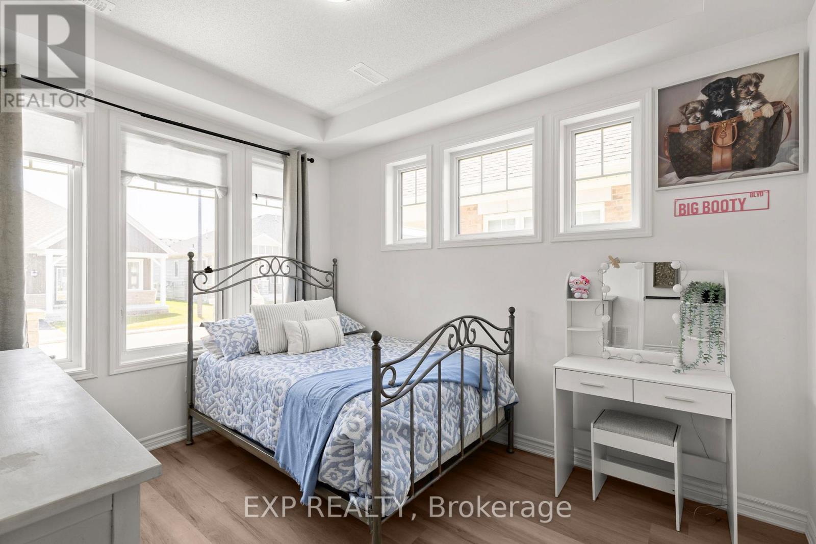 708 SARGEANT PLACE - 15