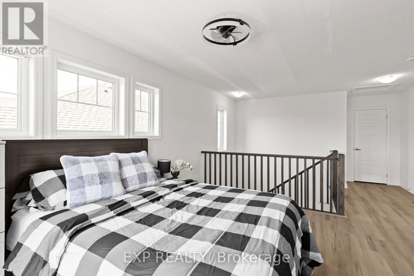 708 SARGEANT PLACE - Image 26