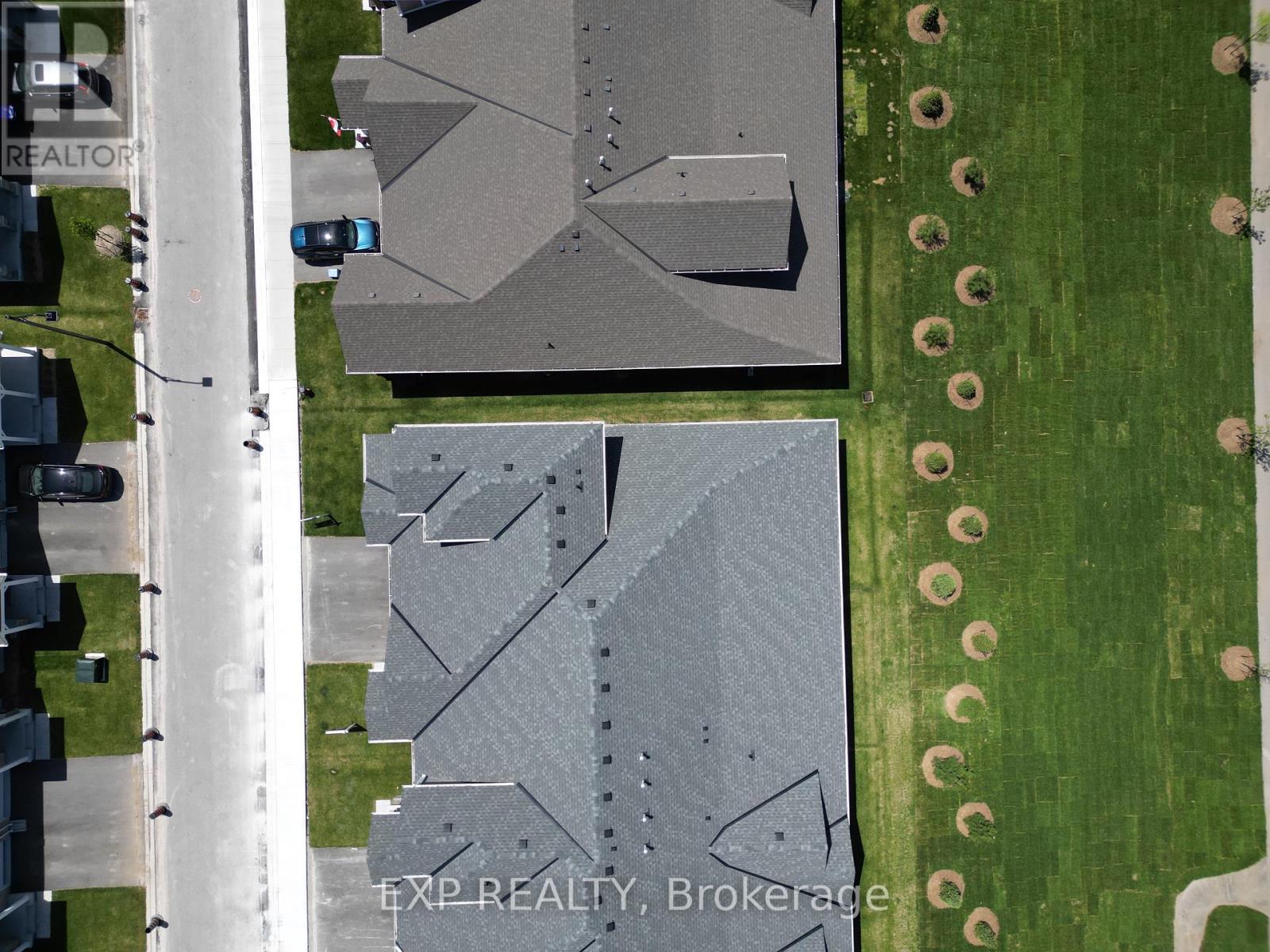 708 SARGEANT PLACE - 33