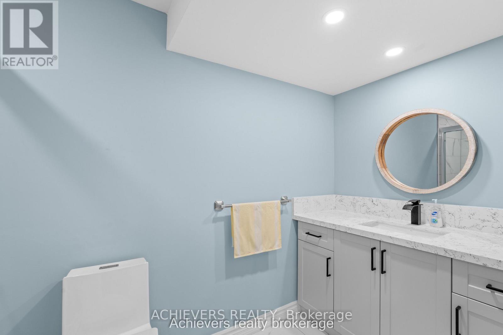 66 LEGGOTT AVENUE - Image 32
