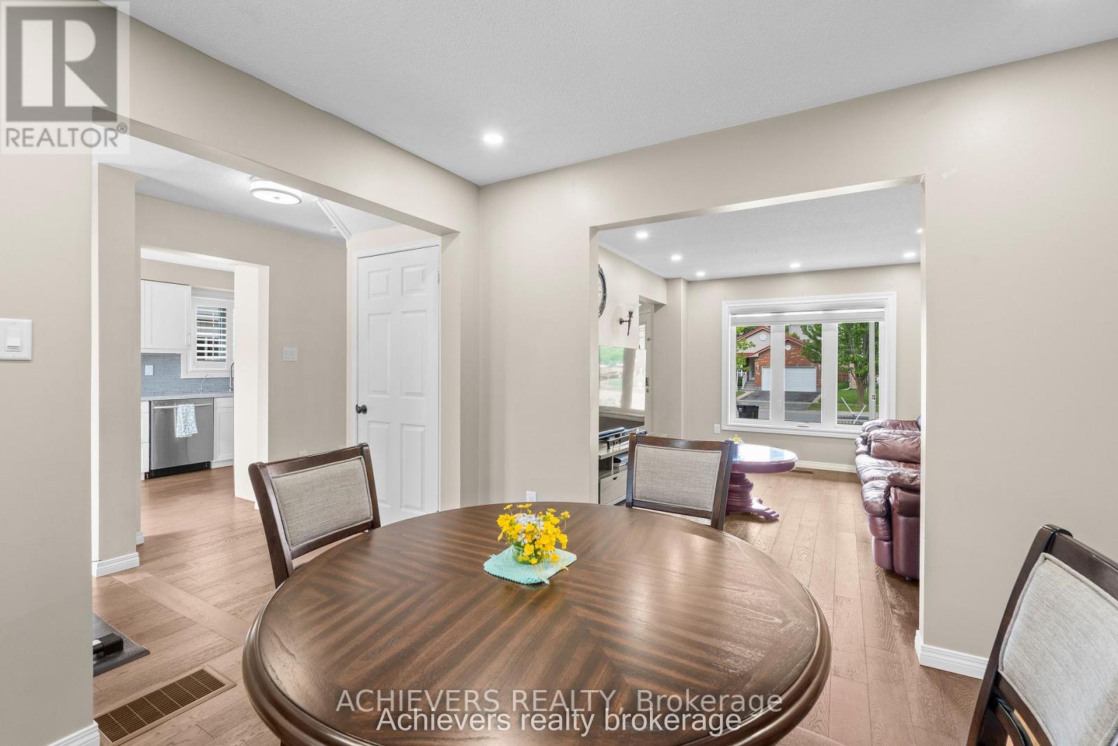 66 LEGGOTT AVENUE - Image 9