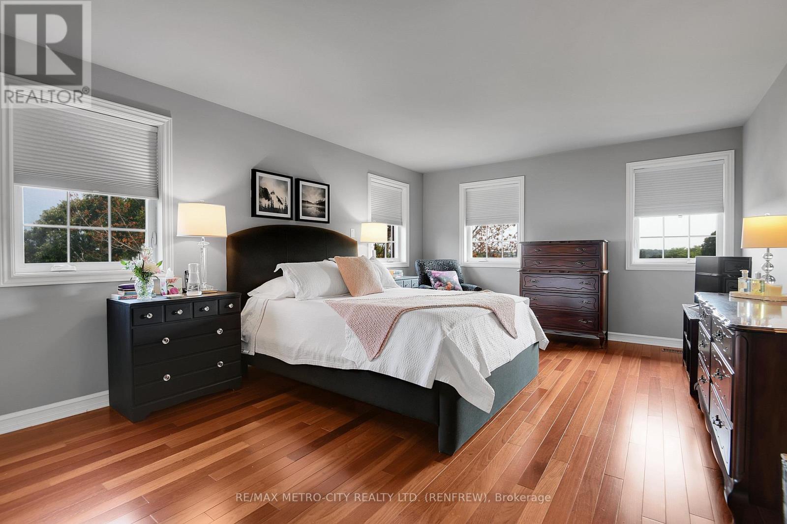 98 ERINDALE AVENUE - Image 18