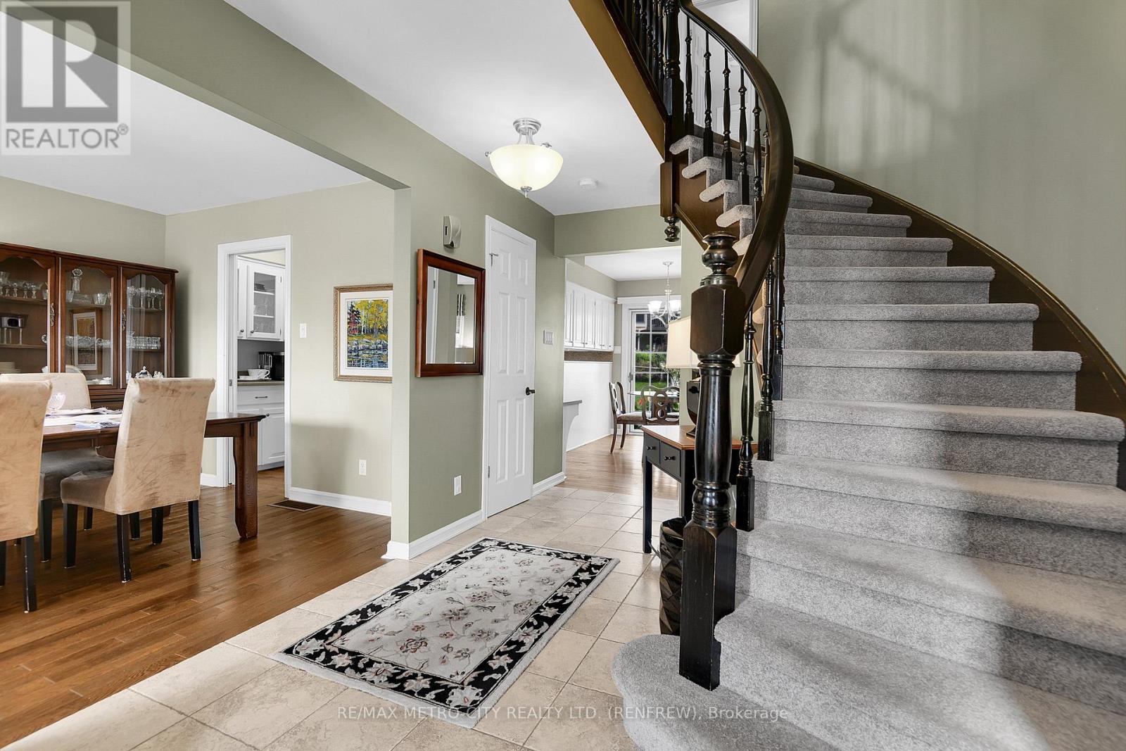 98 ERINDALE AVENUE - 5