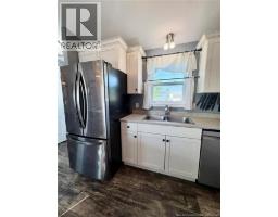 2 Scotch Pine Street, photo 11