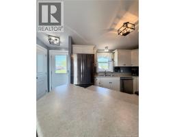 2 Scotch Pine Street, photo 12