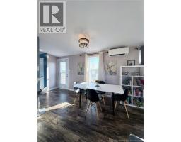 2 Scotch Pine Street, photo 16