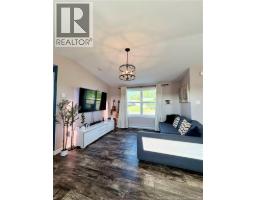 2 Scotch Pine Street, photo 18