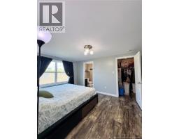 2 Scotch Pine Street, photo 22