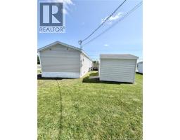 2 Scotch Pine Street, photo 5