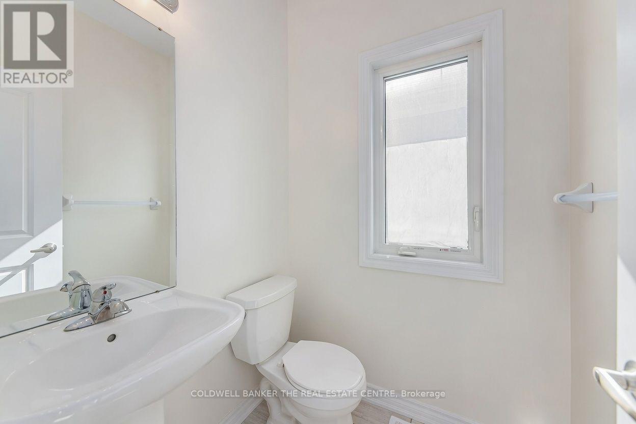 58 ATLANTIS DRIVE - 17