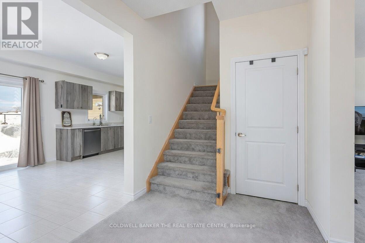 58 ATLANTIS DRIVE - 5