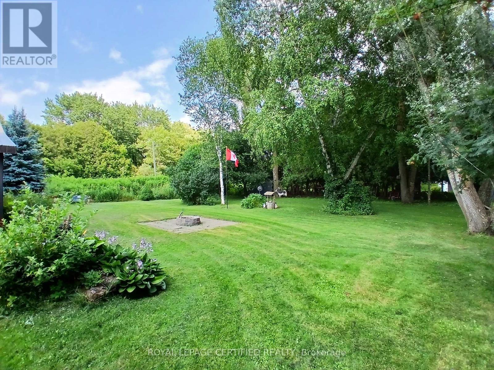 883 7TH AVENUE - 37