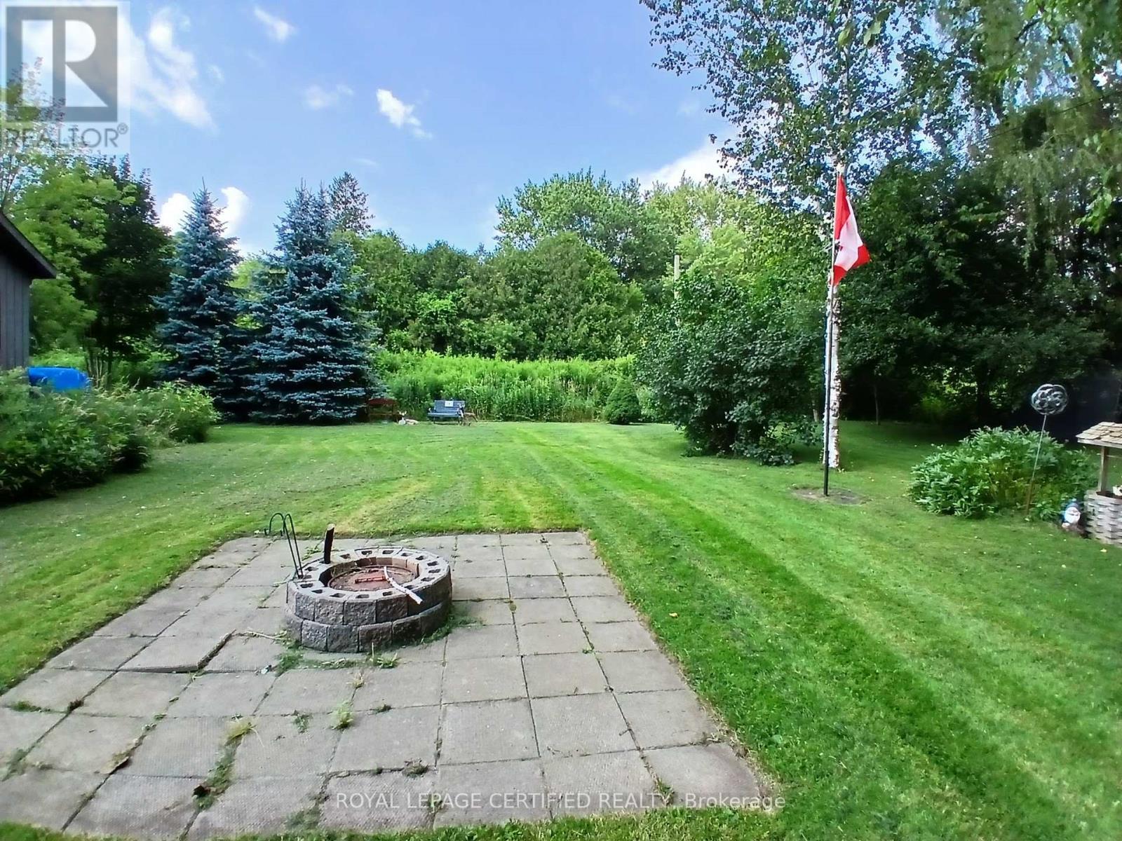 883 7TH AVENUE - 38