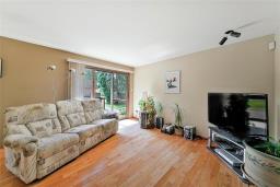Storage - 872 De L'eglise Avenue, Winnipeg, MB R2V1H1 Photo 9
