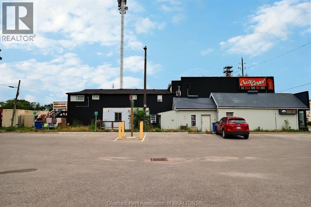 220 Queen STREET, Chatham — photo 3