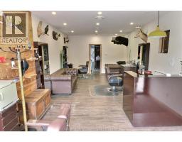 220 Queen Street, Chatham, ON N7M2H1 Photo 6