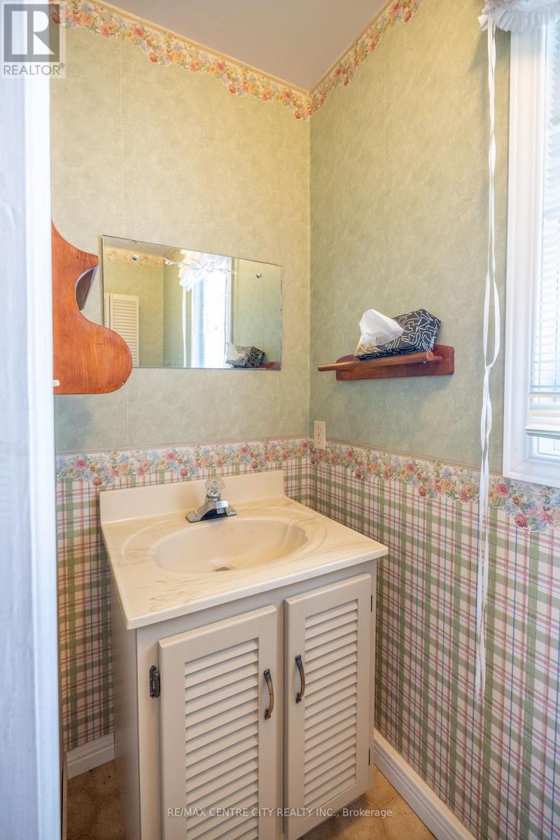4943 FALCONBRIDGE DRIVE - 11