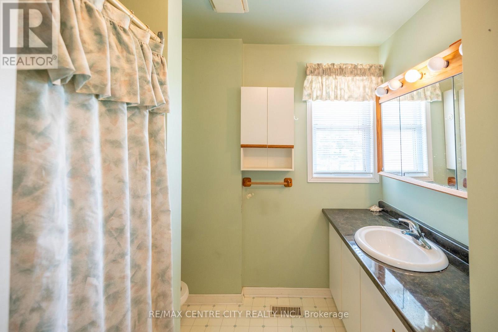 4943 FALCONBRIDGE DRIVE - 20