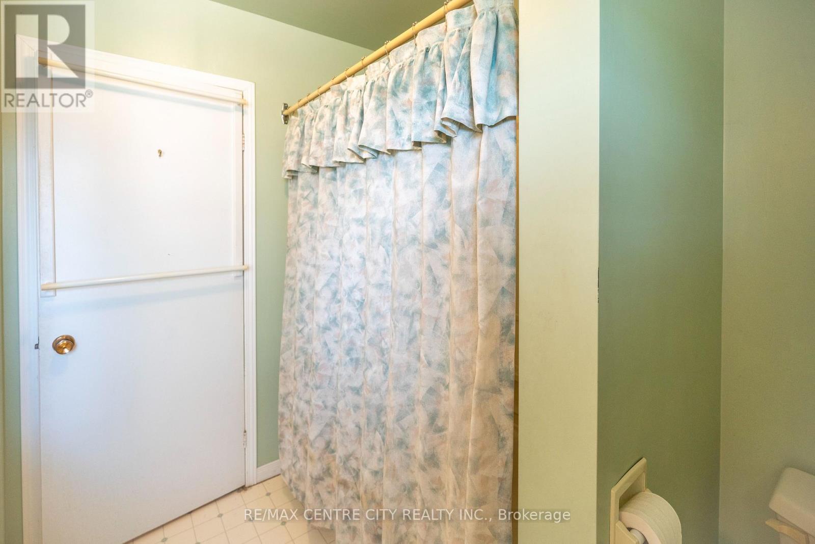 4943 FALCONBRIDGE DRIVE - 22