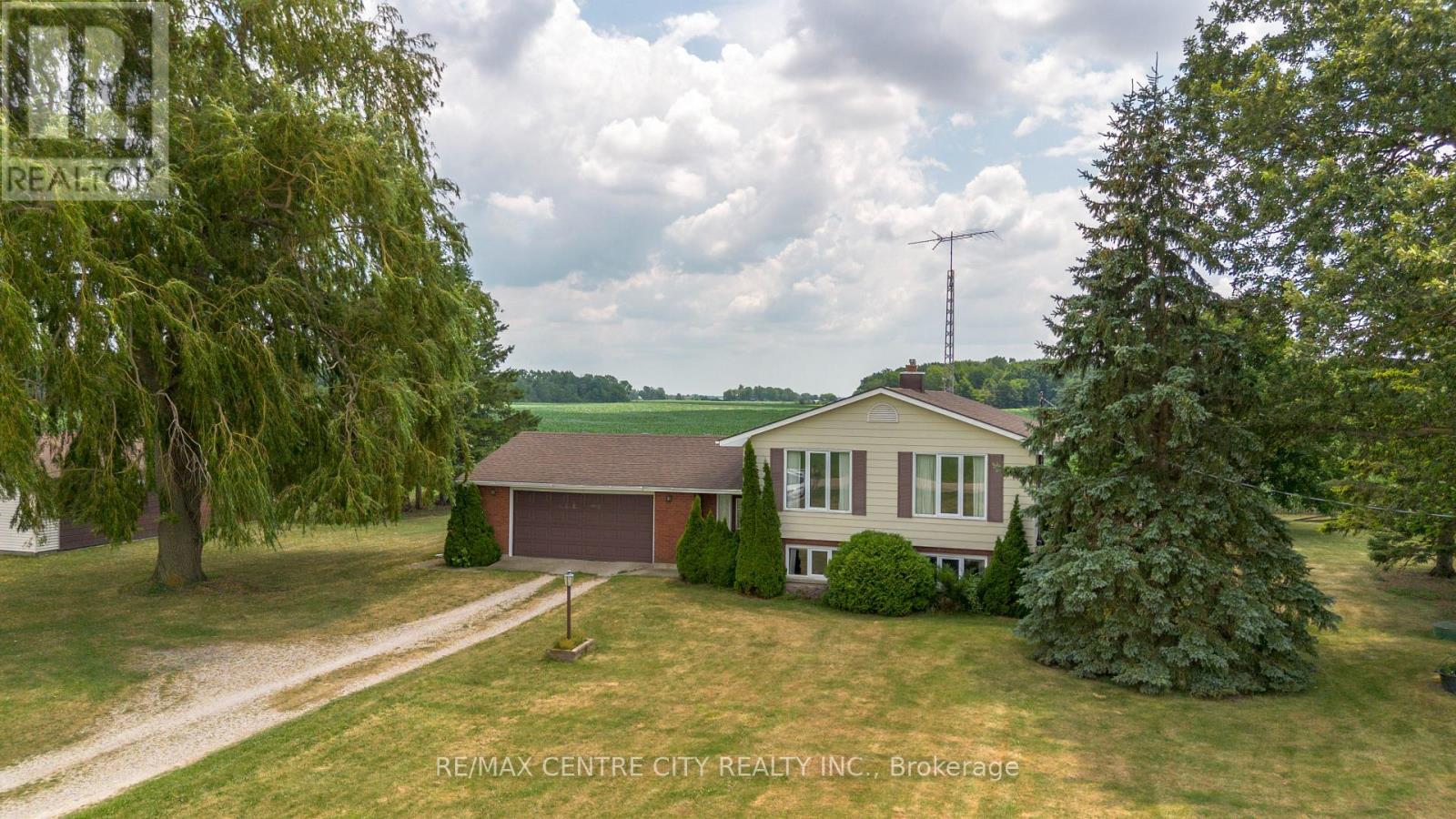 4943 FALCONBRIDGE DRIVE, Southwest Middlesex — photo 3