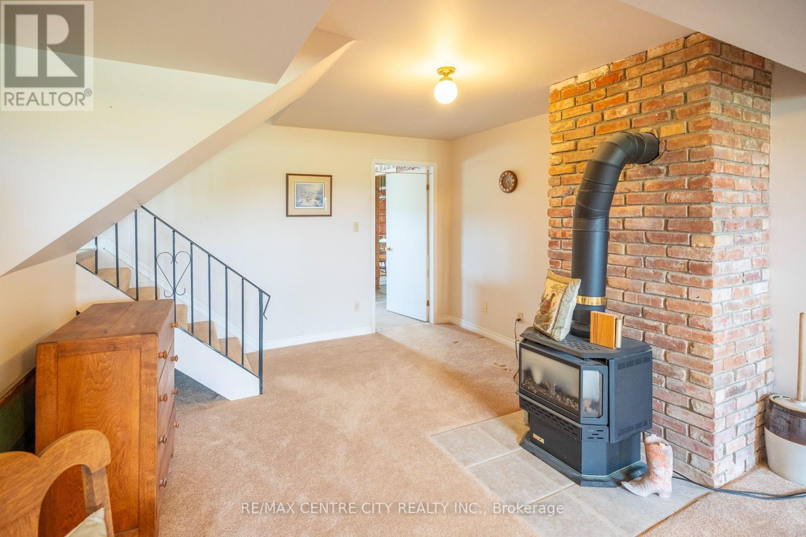 4943 FALCONBRIDGE DRIVE - 32