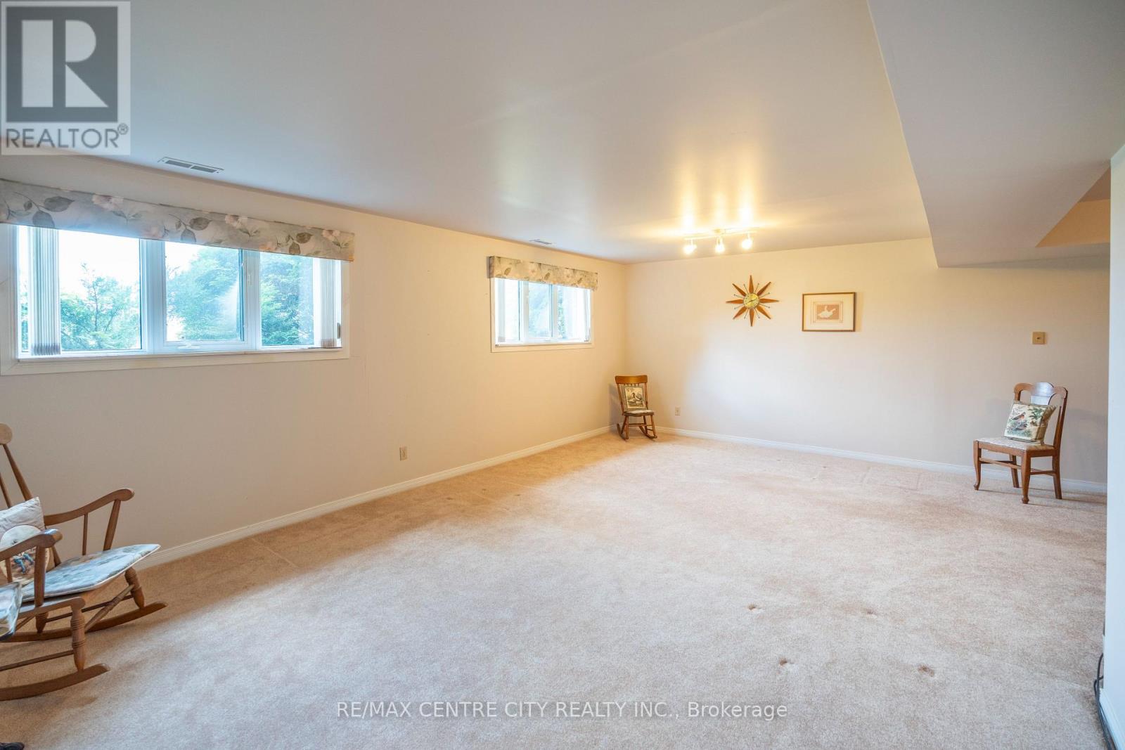 4943 FALCONBRIDGE DRIVE - 35