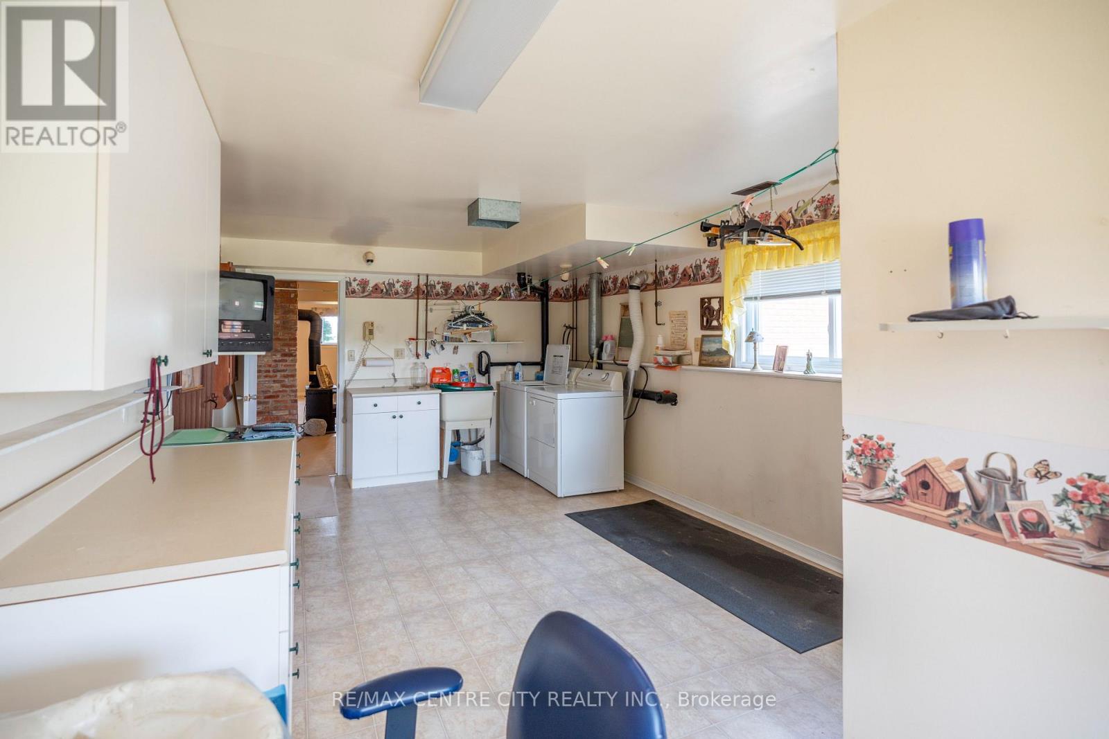 4943 FALCONBRIDGE DRIVE - 40