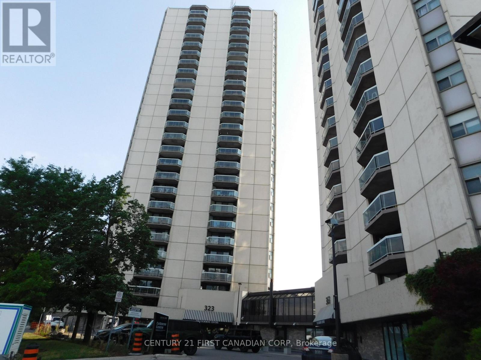#2004 323 COLBORNE STREET - 1