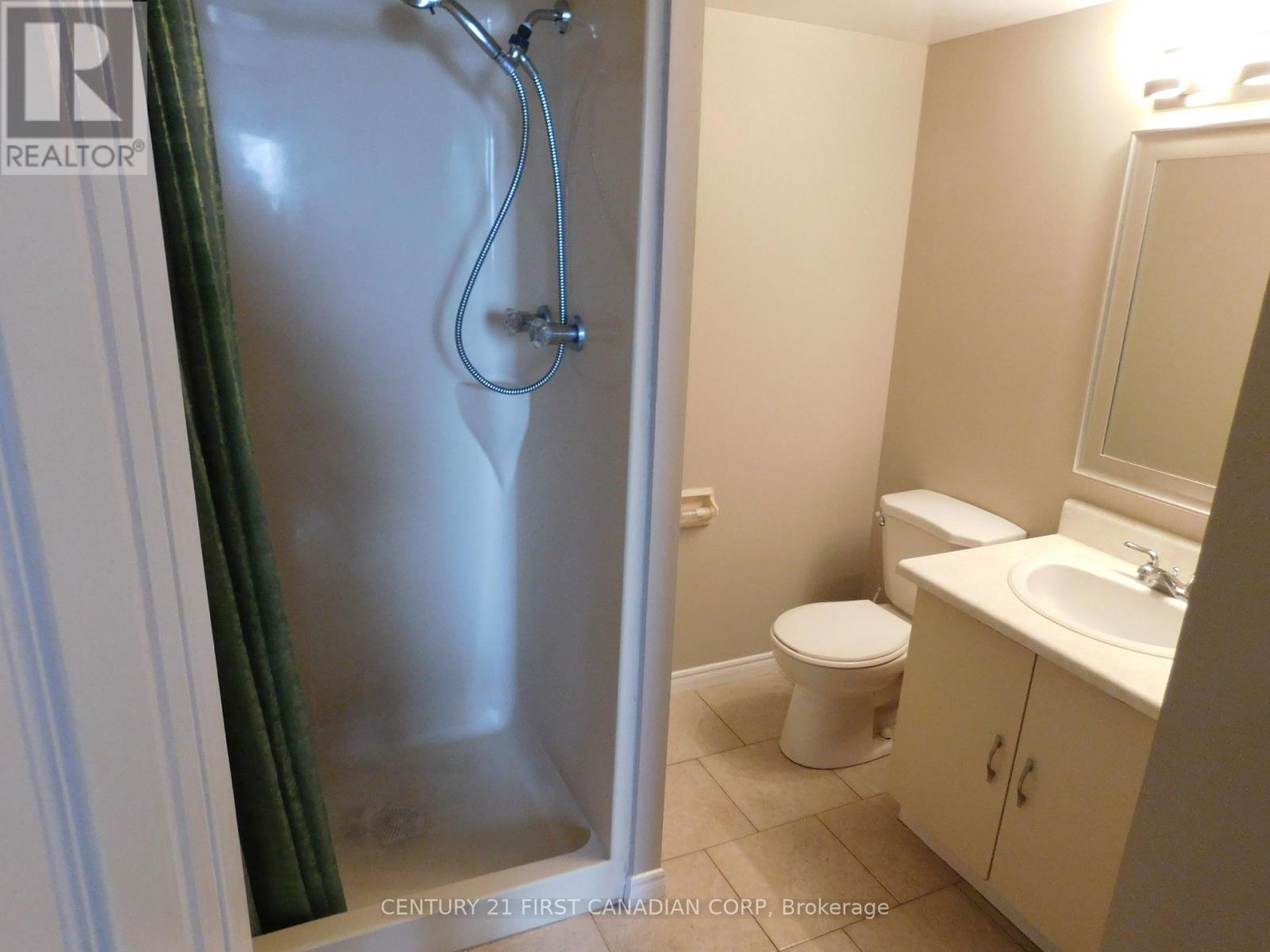 #2004 323 COLBORNE STREET - 12