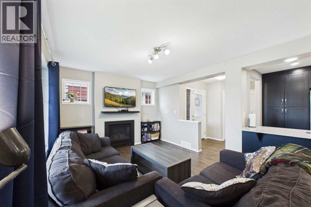 19 Golden Crescent - 21