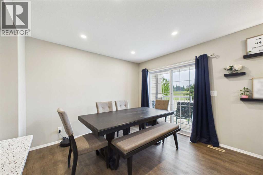 19 Golden Crescent, Red Deer