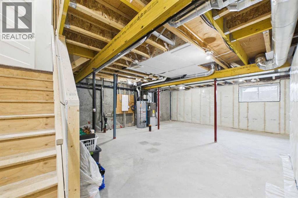 19 Golden Crescent, Red Deer