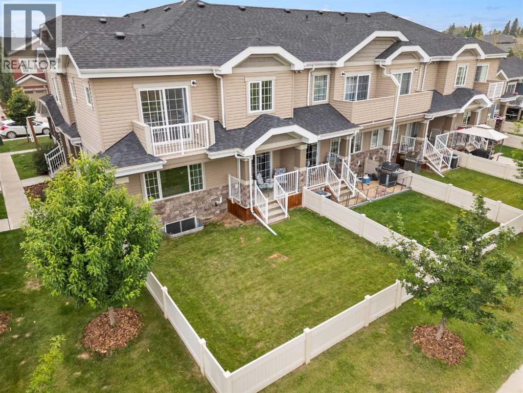 19 Golden Crescent, Red Deer