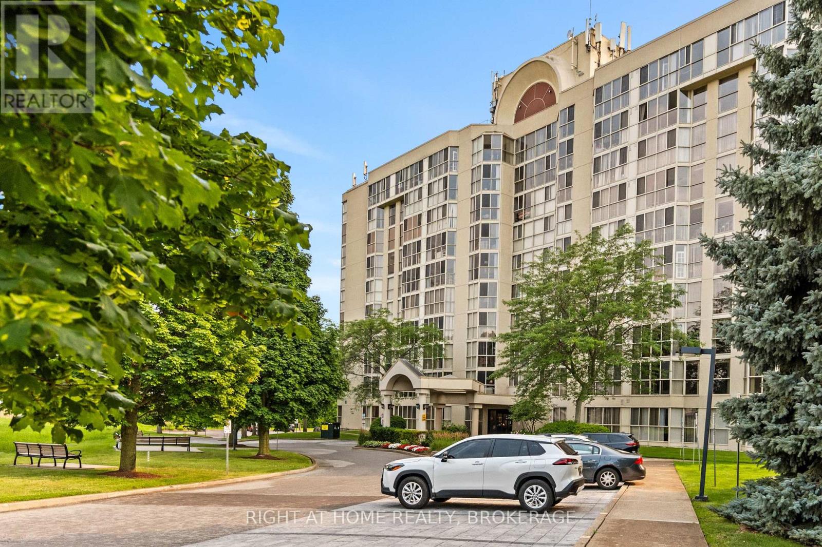 #801 162 MARTINDALE ROAD - 1