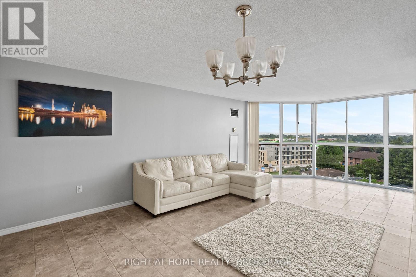 #801 162 MARTINDALE ROAD - 34